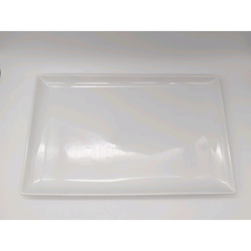 Crate & Barrel Rectangular Pure White Porcelain Serving Tray 16" L x 10" W